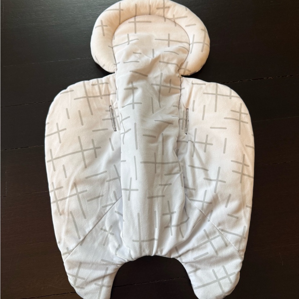 Mamaroo Newborn Insert